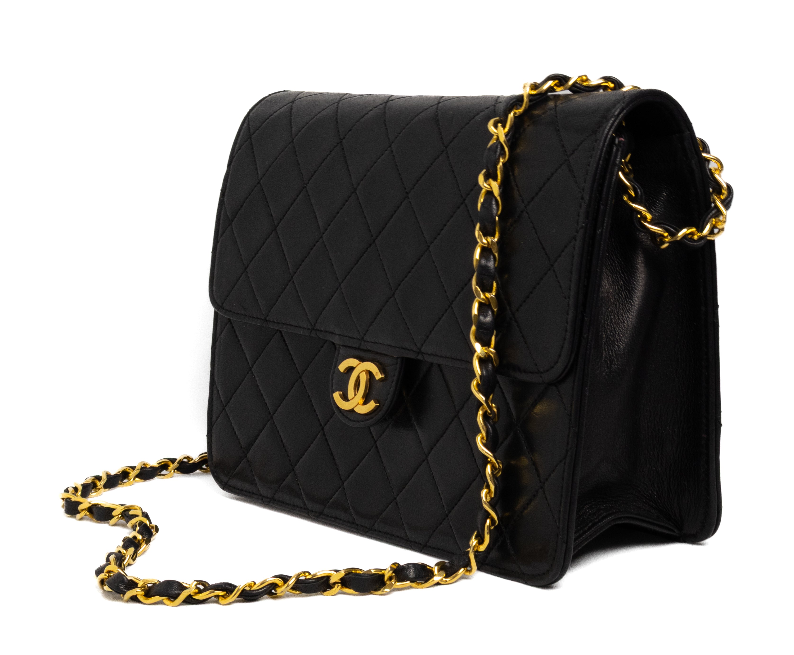 Chanel push lock single flap vintage authentic 24K gold hardware black lambskin