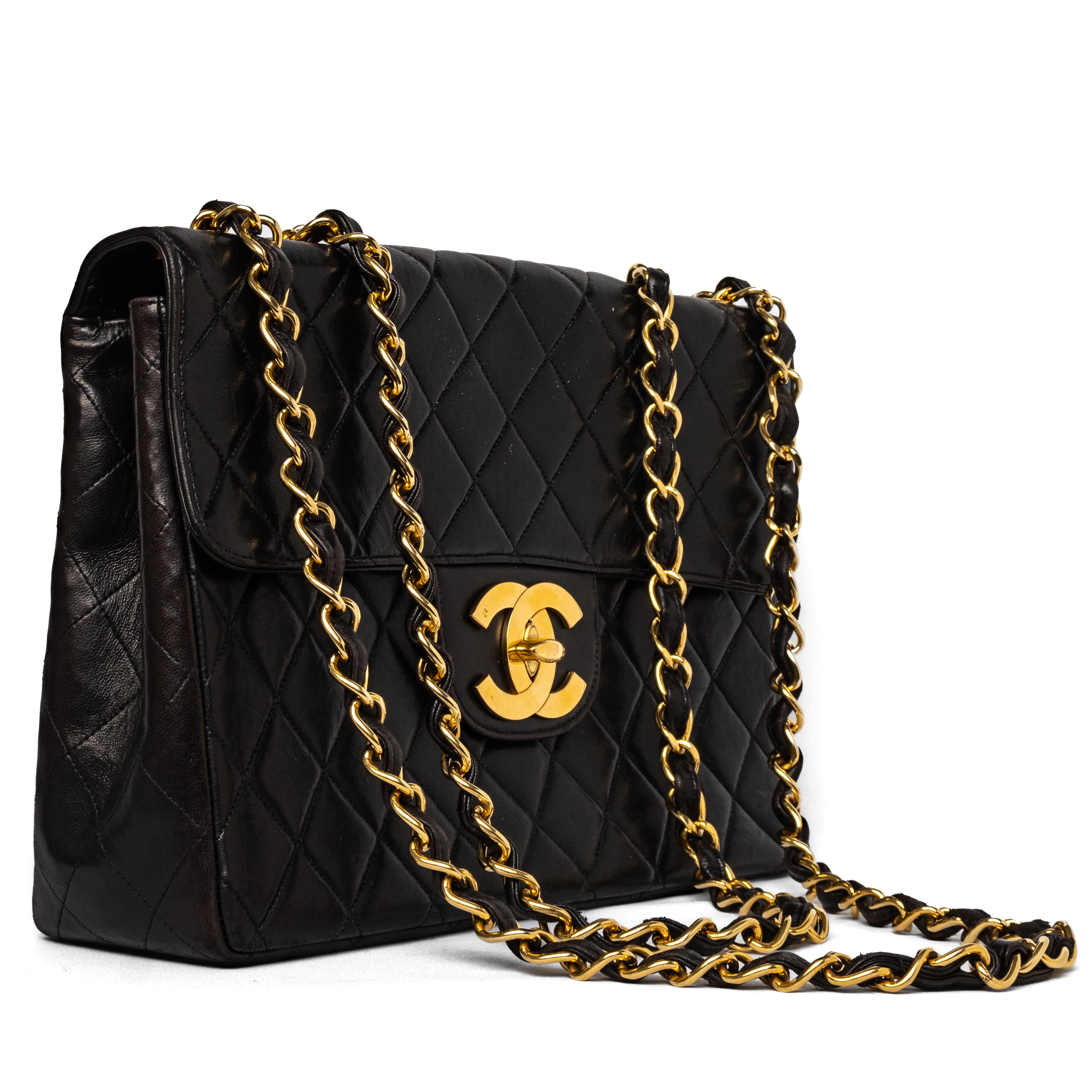 chanel vintage jumbo bag black lambskin 24k gold hardware