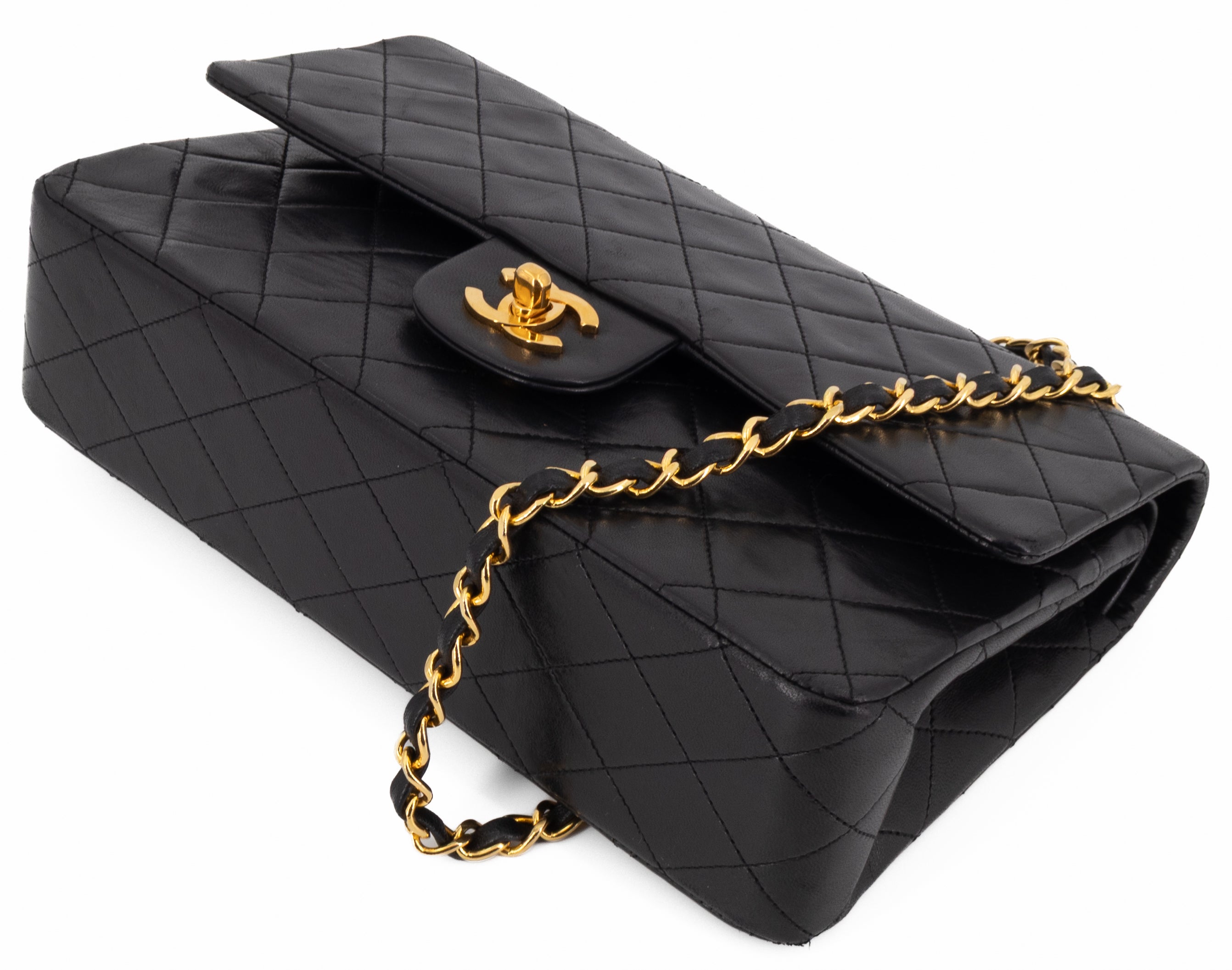 Chanel Medium Classic Double Flap Zwart Lamsleer Goud Hardware