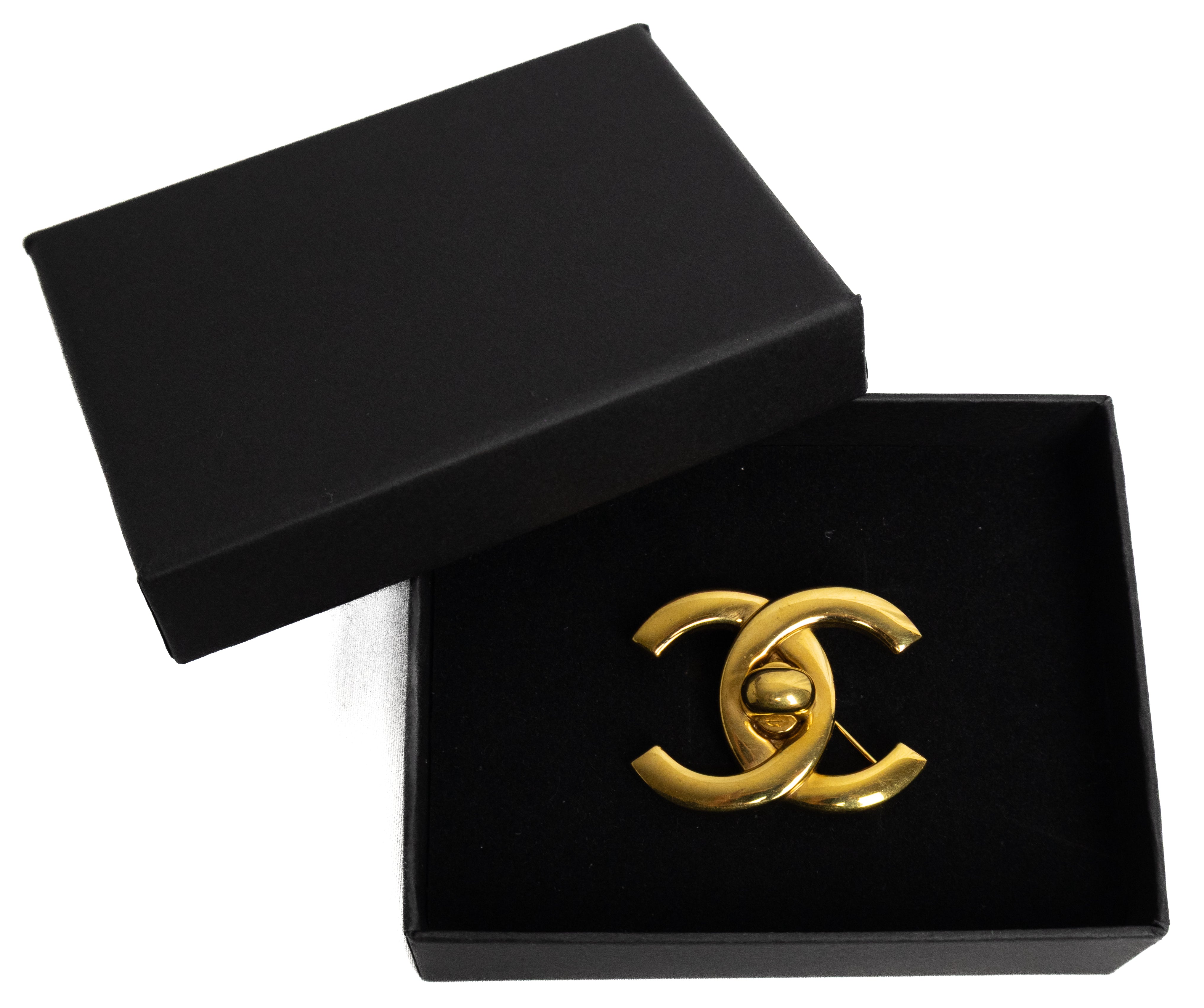 Chanel vintage turn lock broche gold