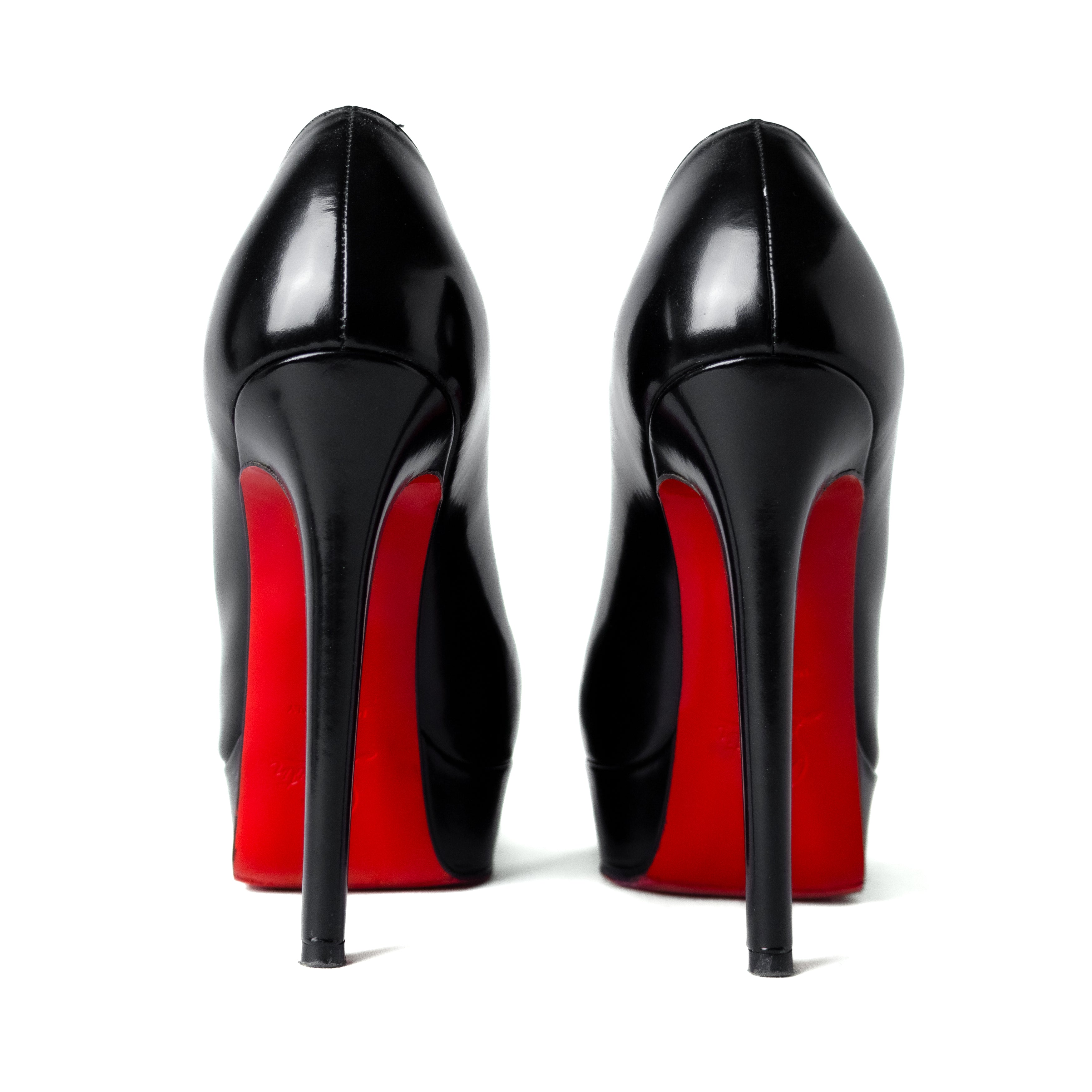 Christian louboutin bianca pumps black calfskin leather red soles size 35