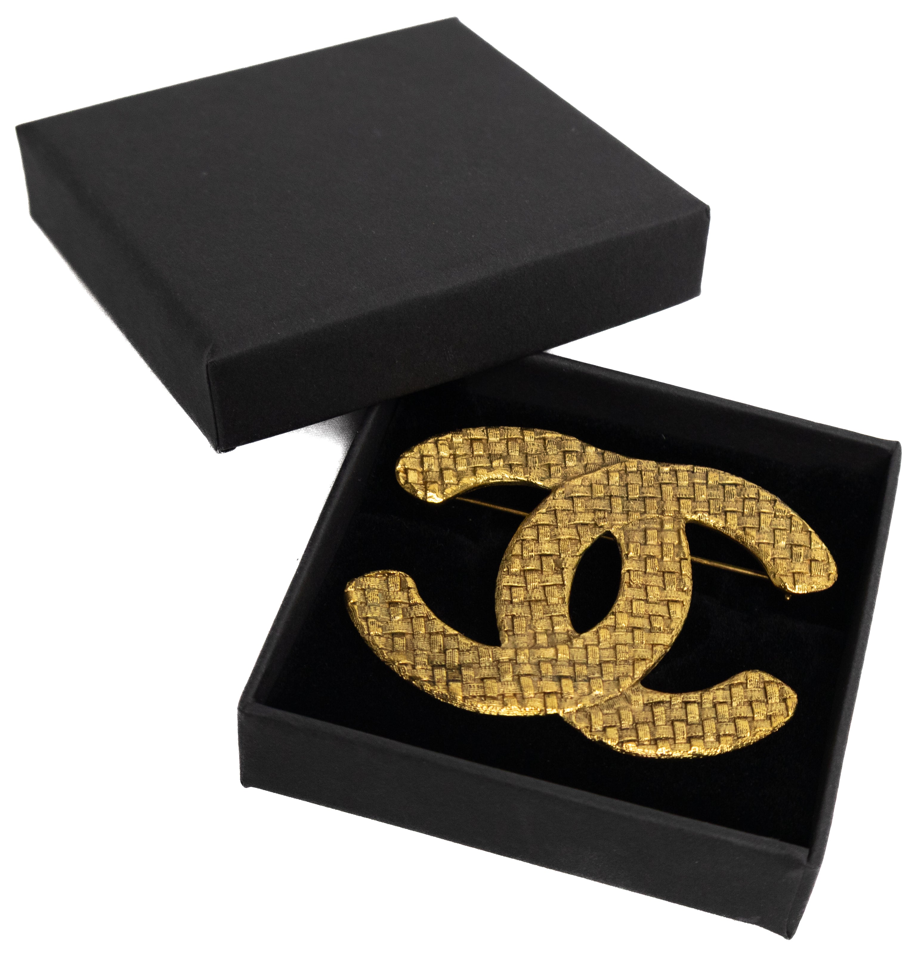 Chanel vintage broche gold