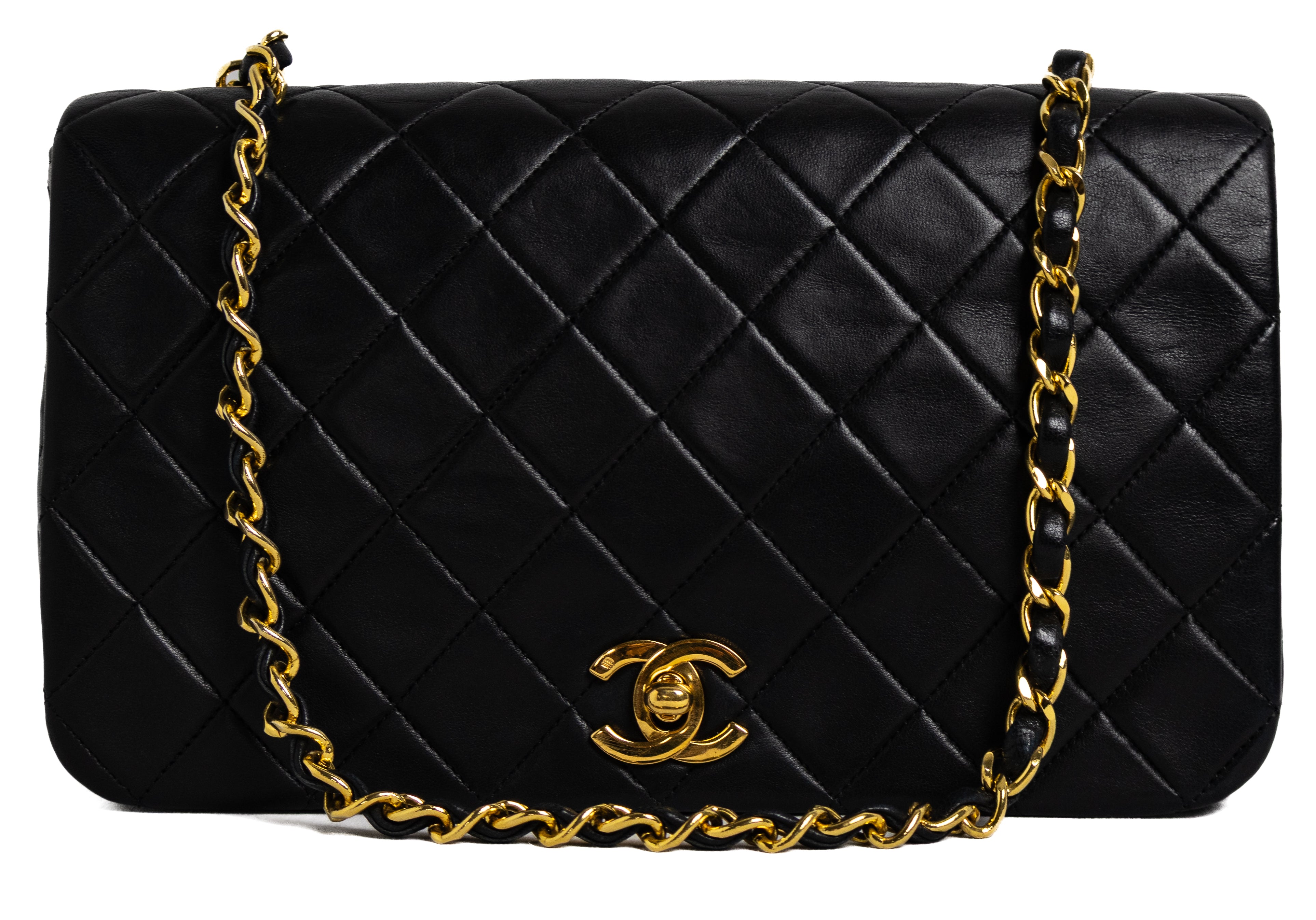 Chanel Full Flap Turn Lock Zwart Lamsleer Goud Hardware