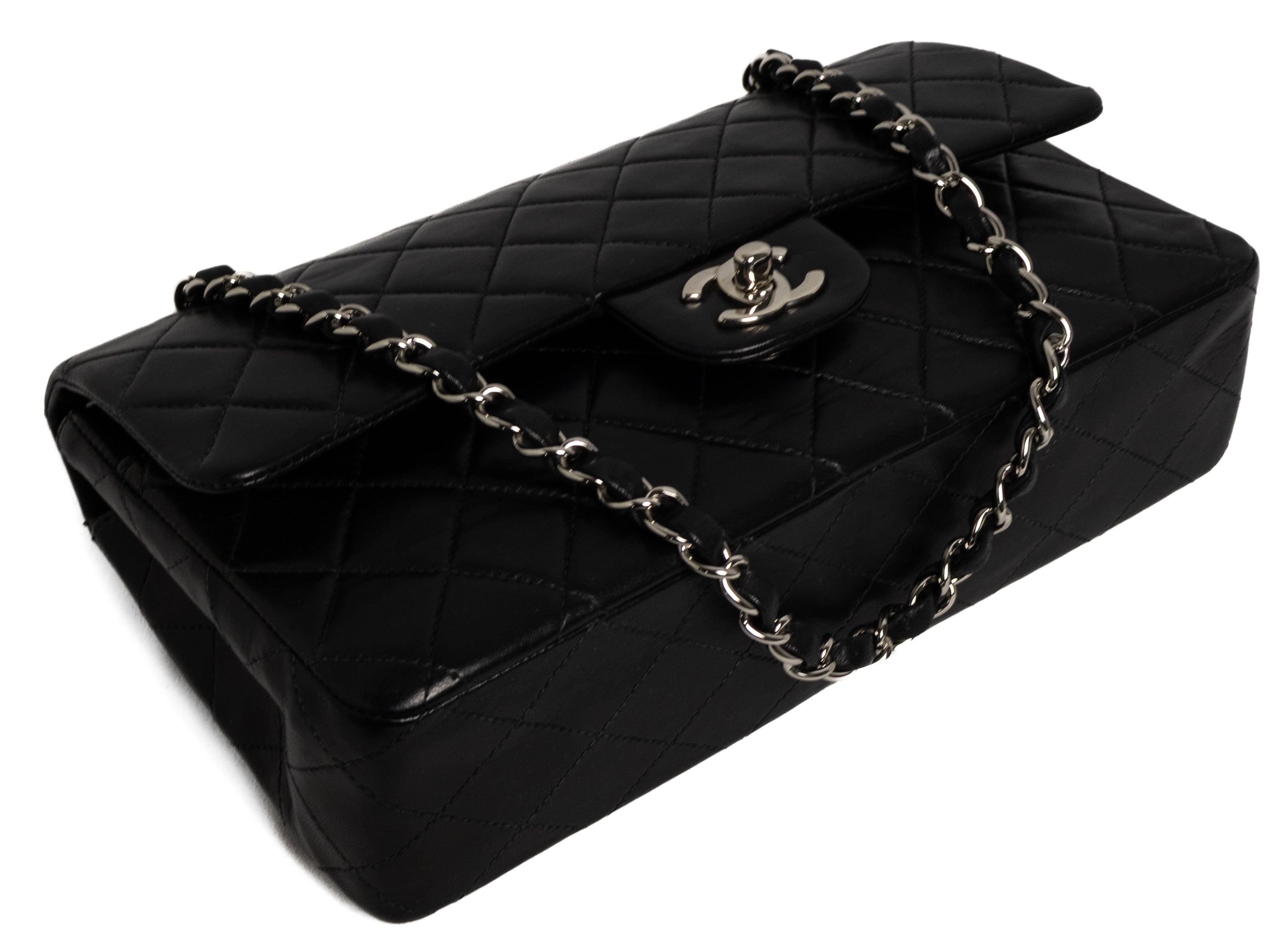 Chanel Medium Classic Double Flap Zwart Lamsleer Zilver Hardware