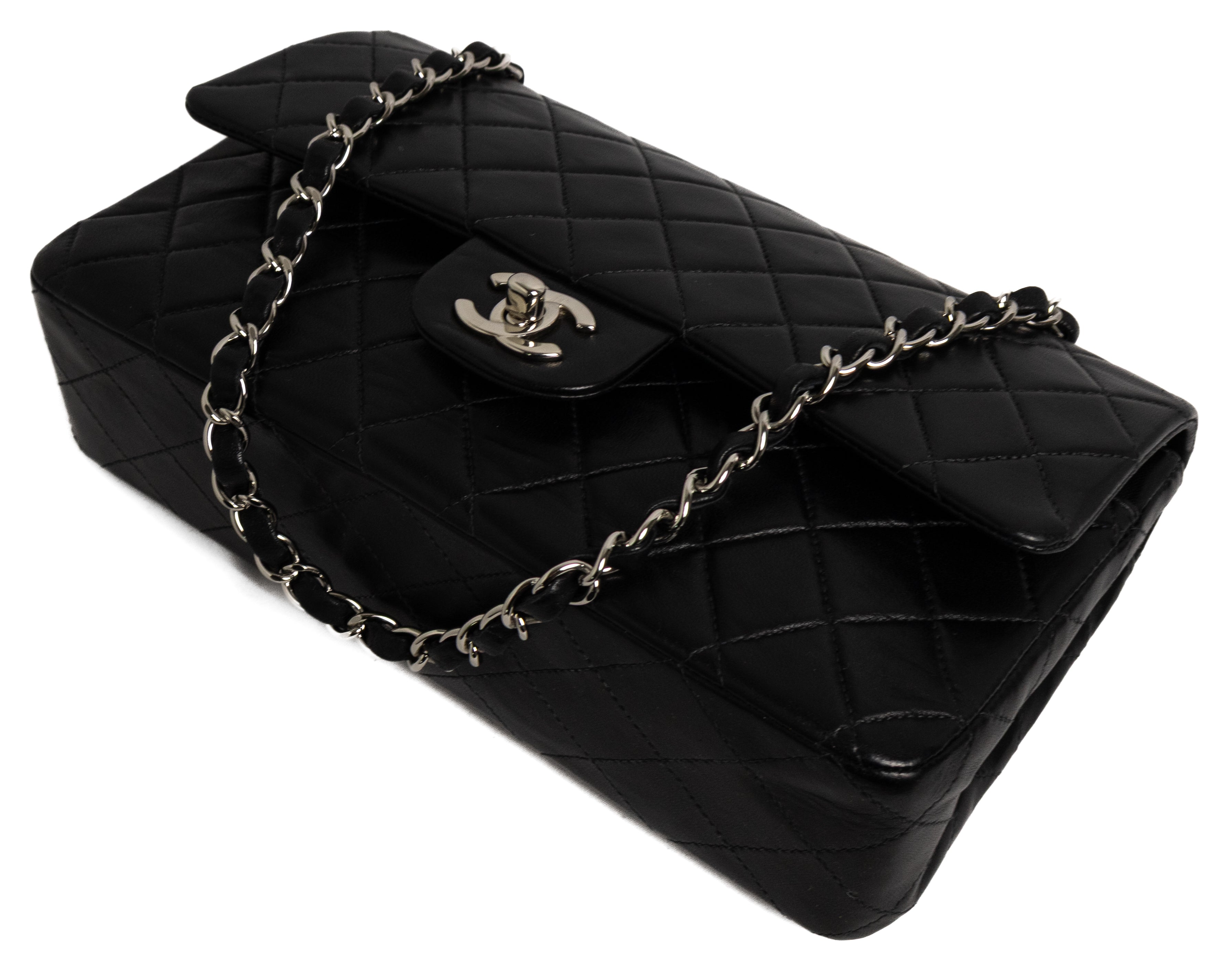 Chanel Medium Classic Double Flap Zwart Lamsleer Zilver Hardware