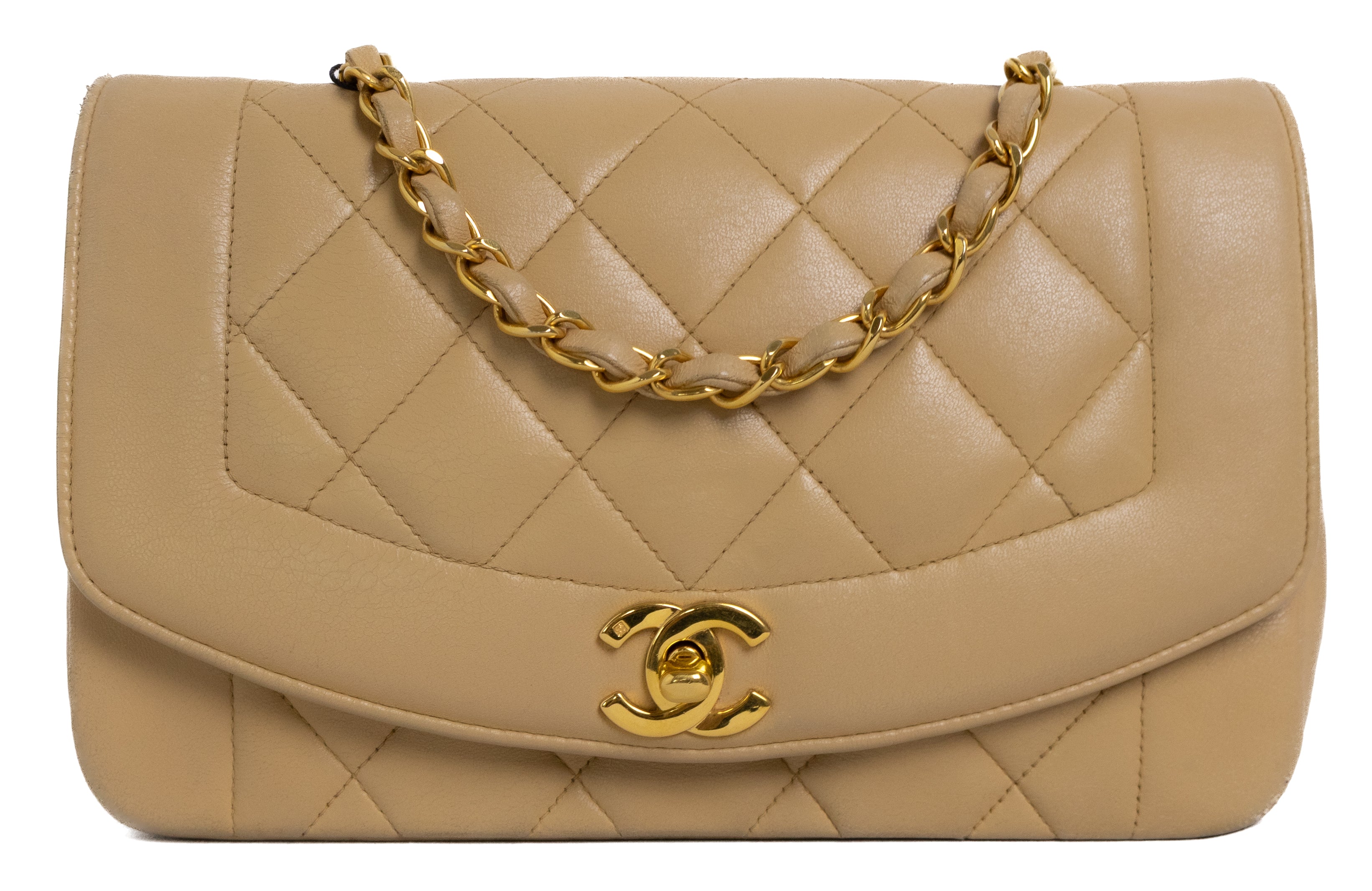 Chanel Small Diana Beige Lamsleer Goud Hardware