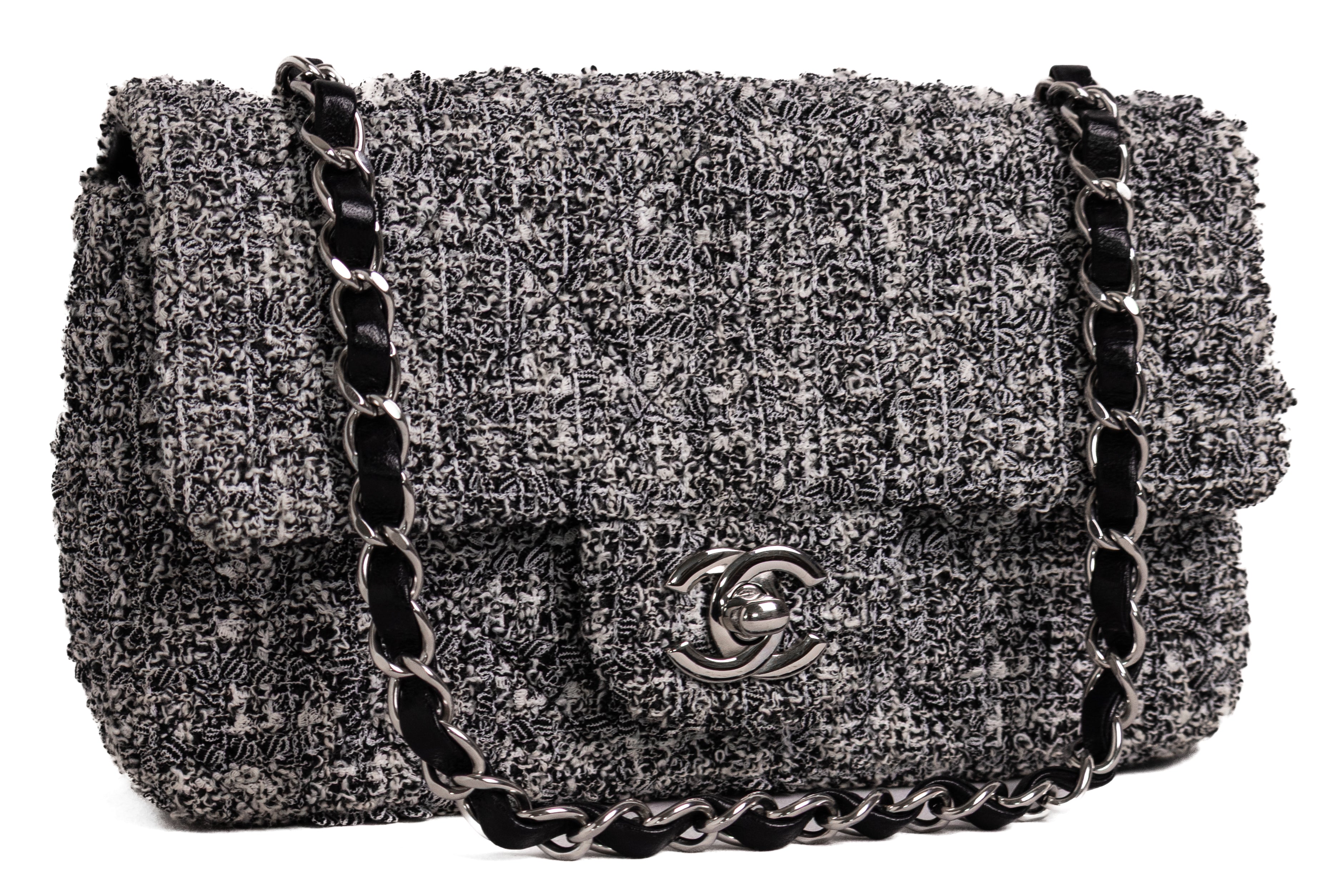Chanel Mini Zwart Wit Tweed Zilver Hardware