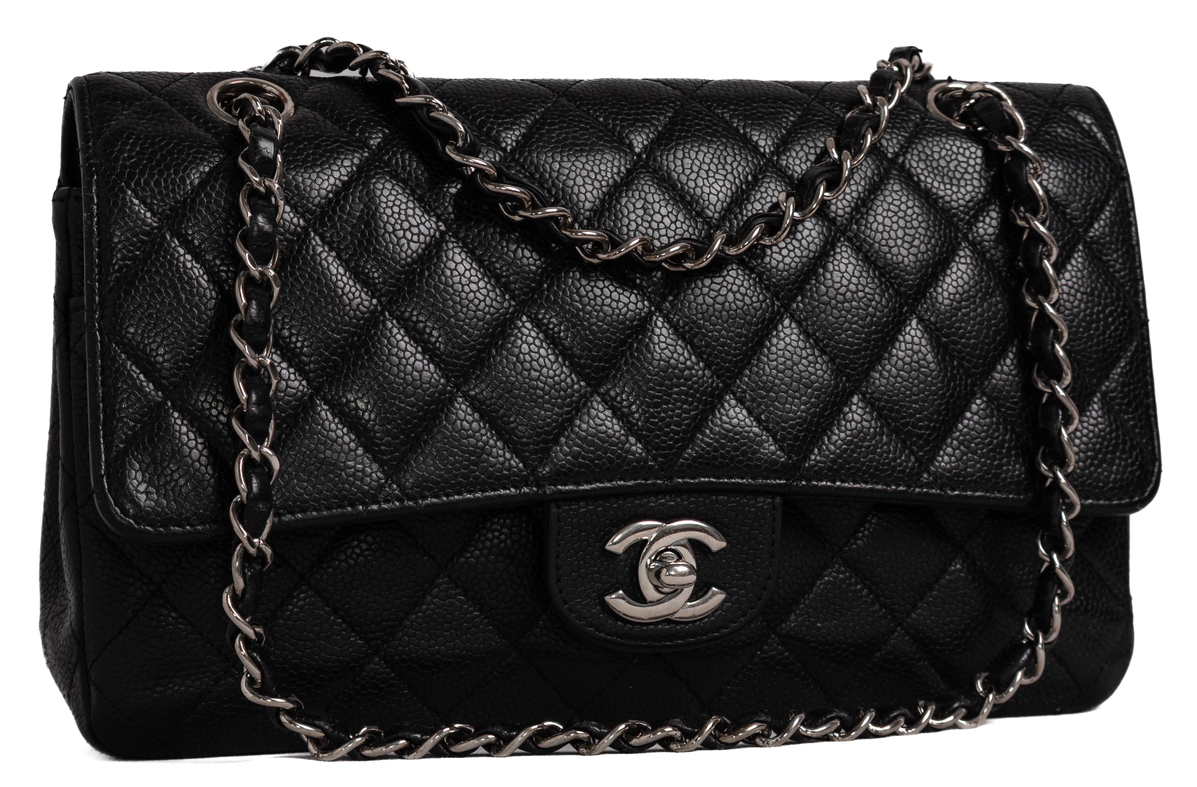 Chanel Medium Classic Double Flap Zwart Caviar Zilver Hardware