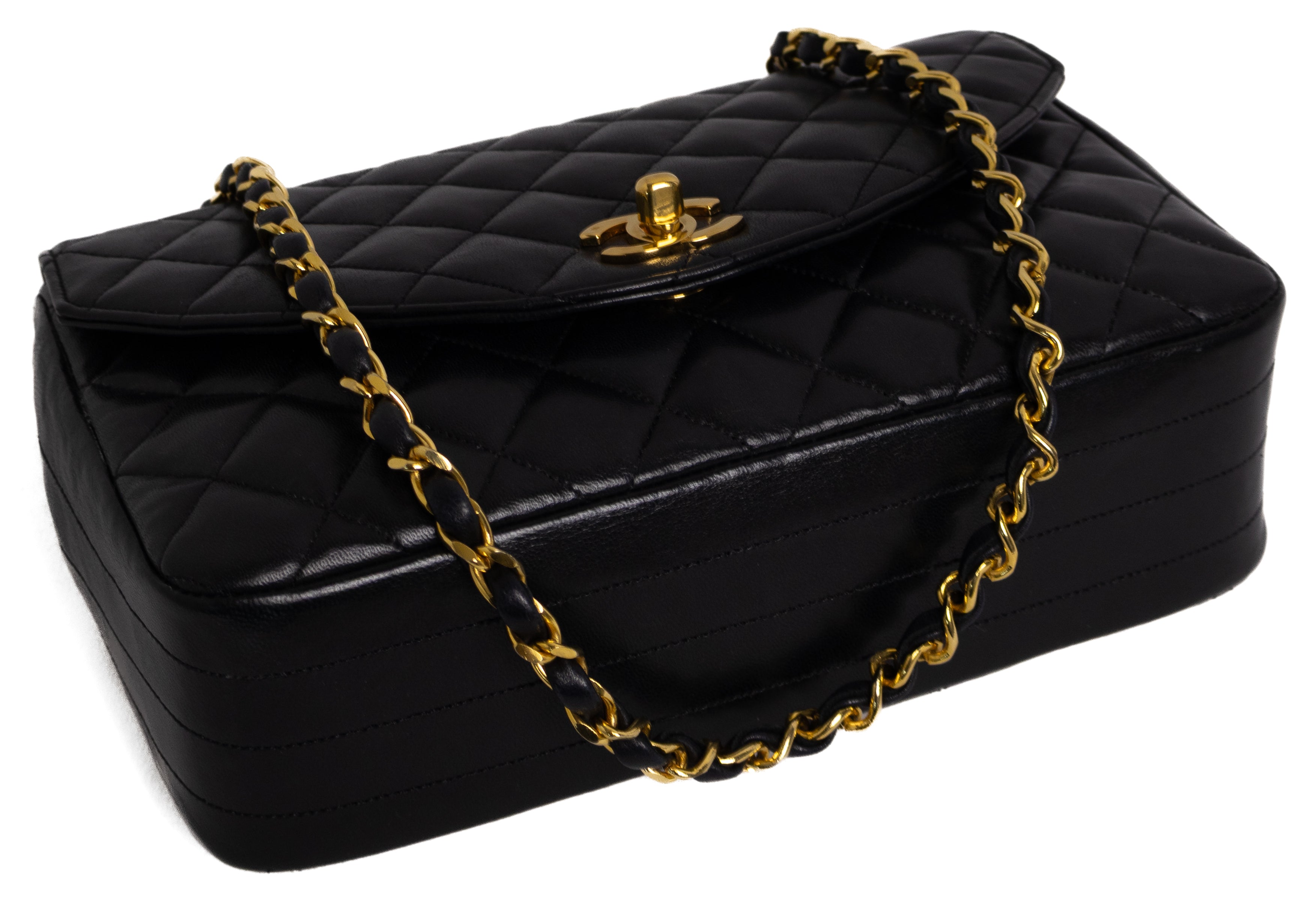 Chanel Half Moon Zwart Lamsleer Goud Hardware