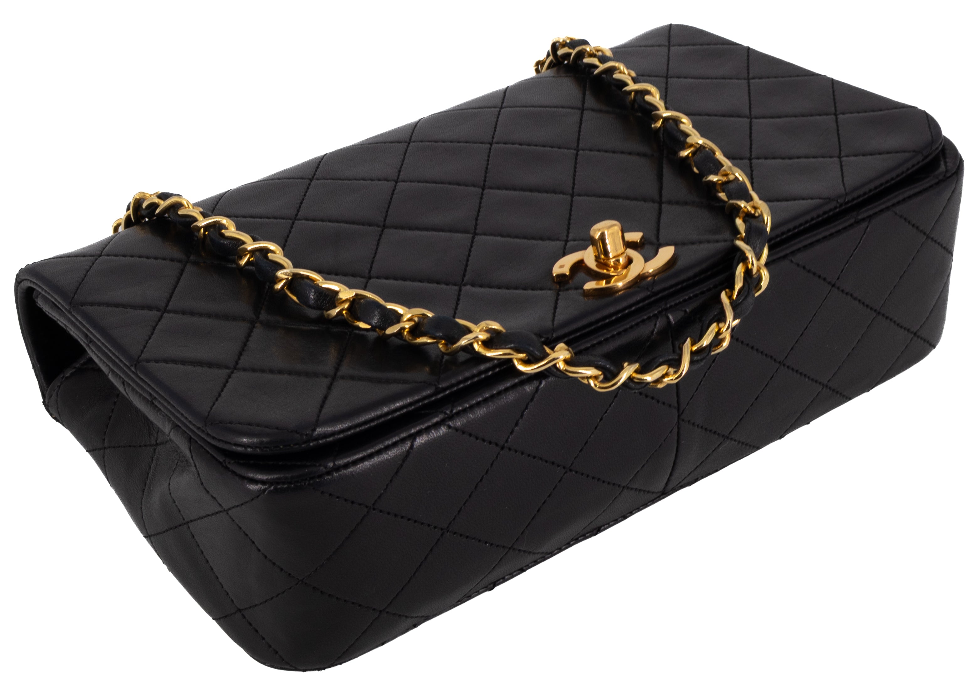 Chanel Full Flap Turn Lock Zwart Lamsleer Goud Hardware