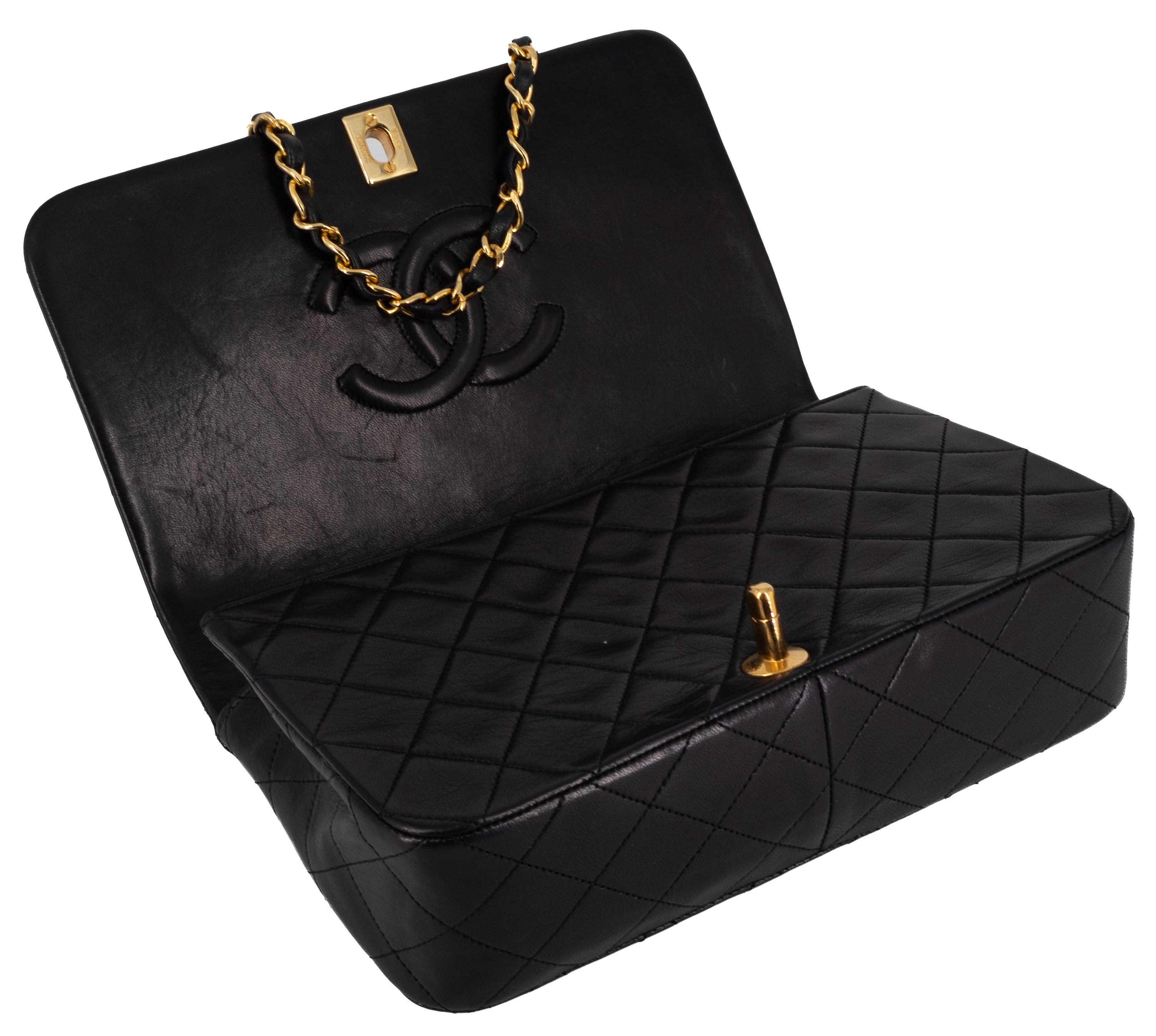Chanel Full Flap Turn Lock Zwart Lamsleer Goud Hardware