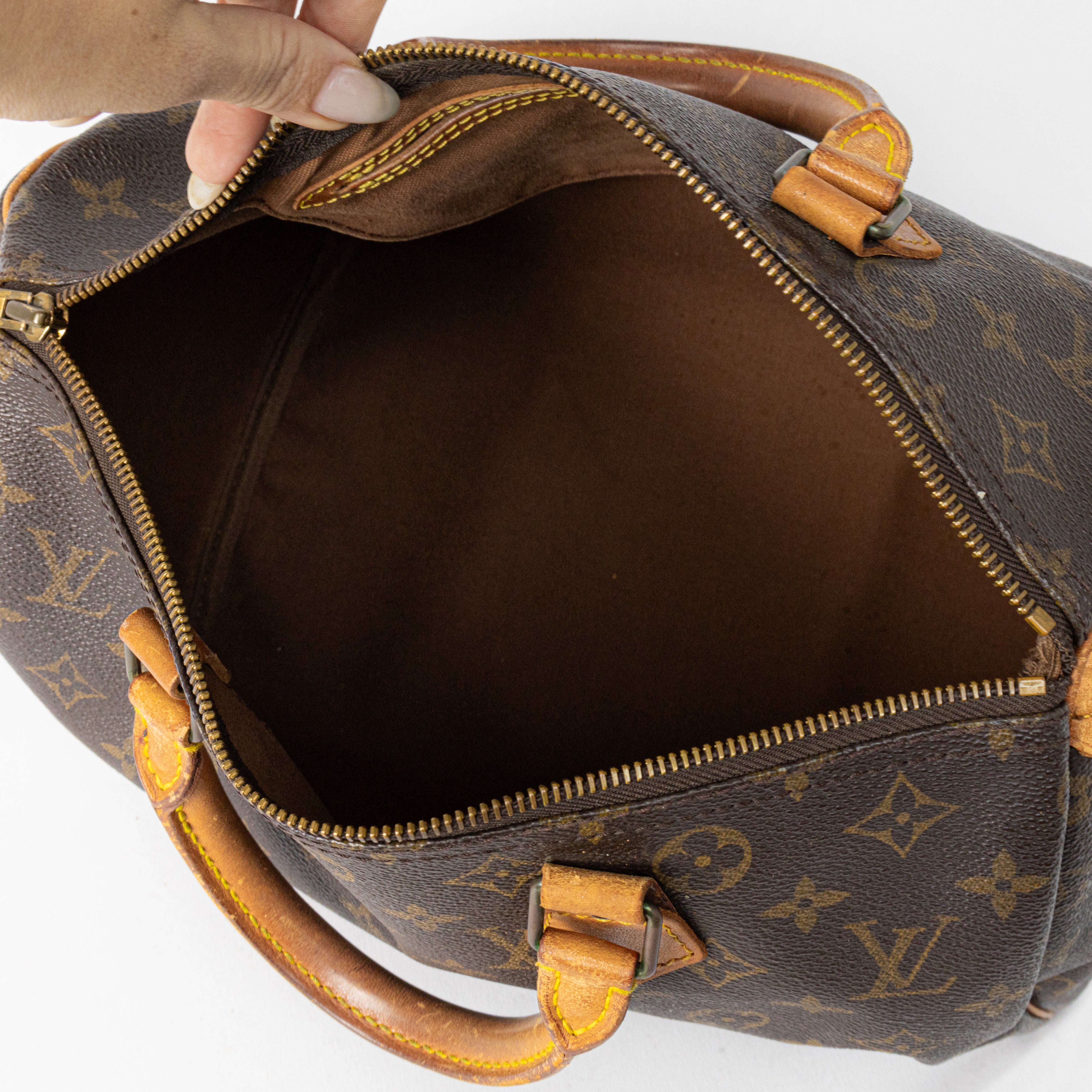 Louis Vuitton Speedy 30