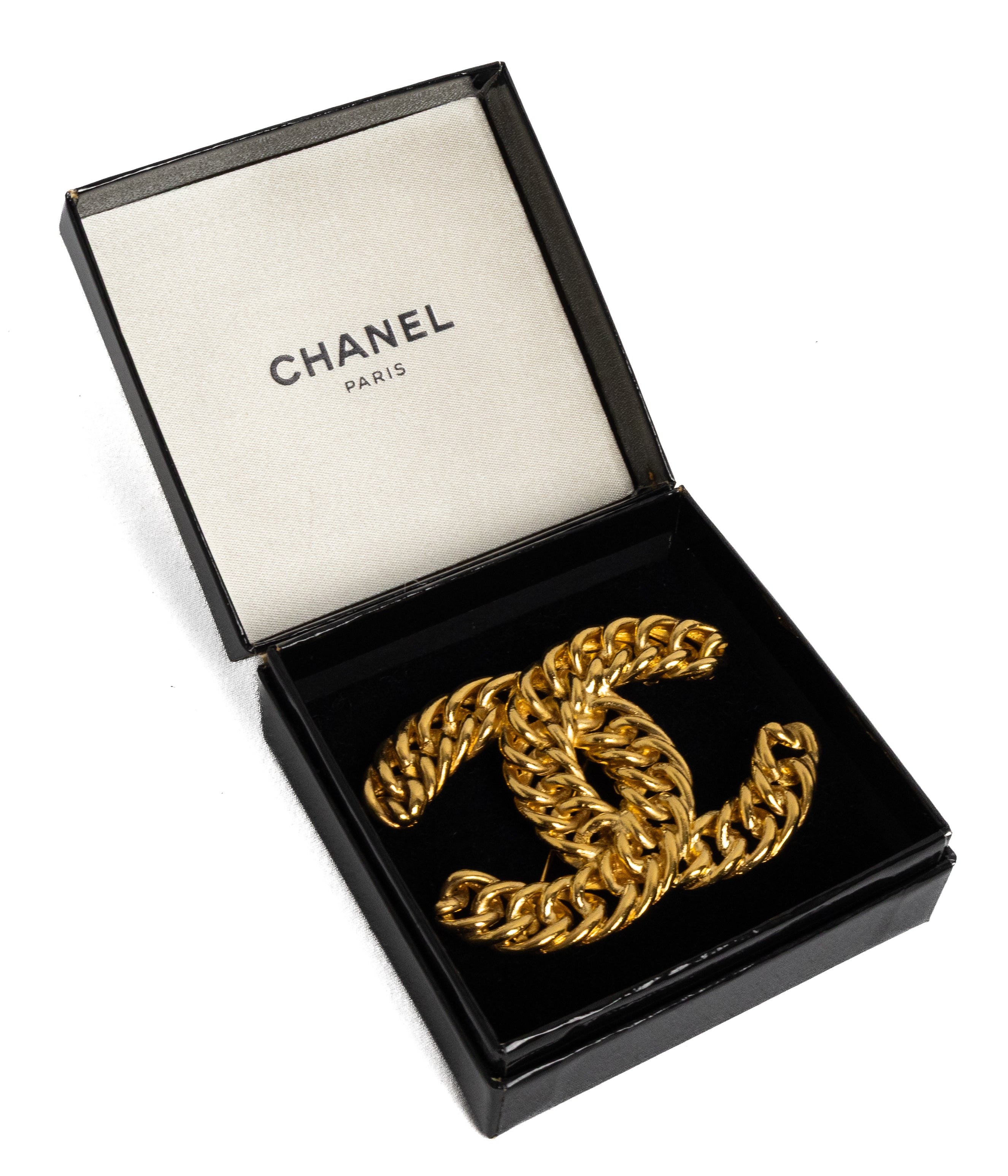 Chanel vintage gold brooch chain