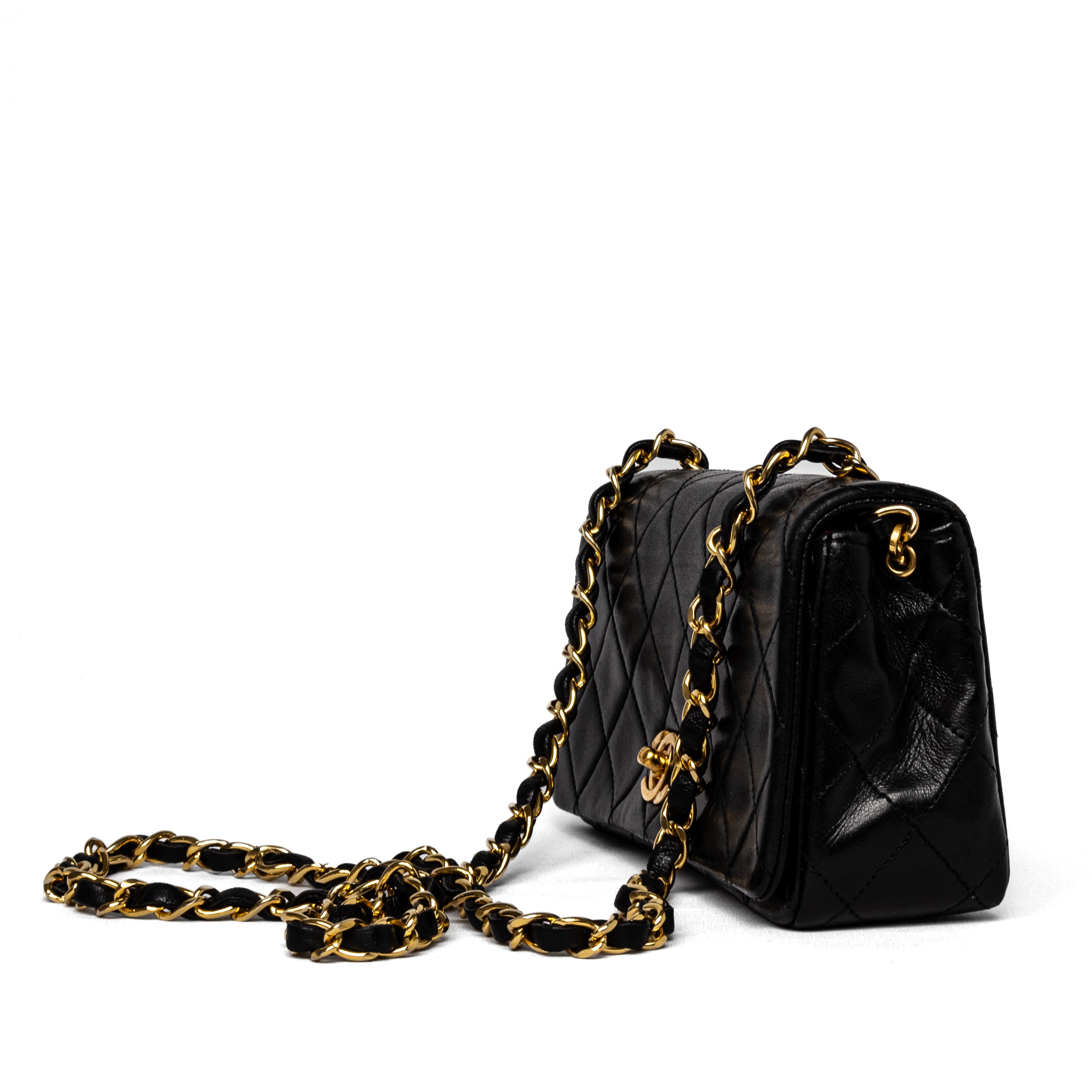 chanel vintage full flap turn lock black lambskin gold hardware