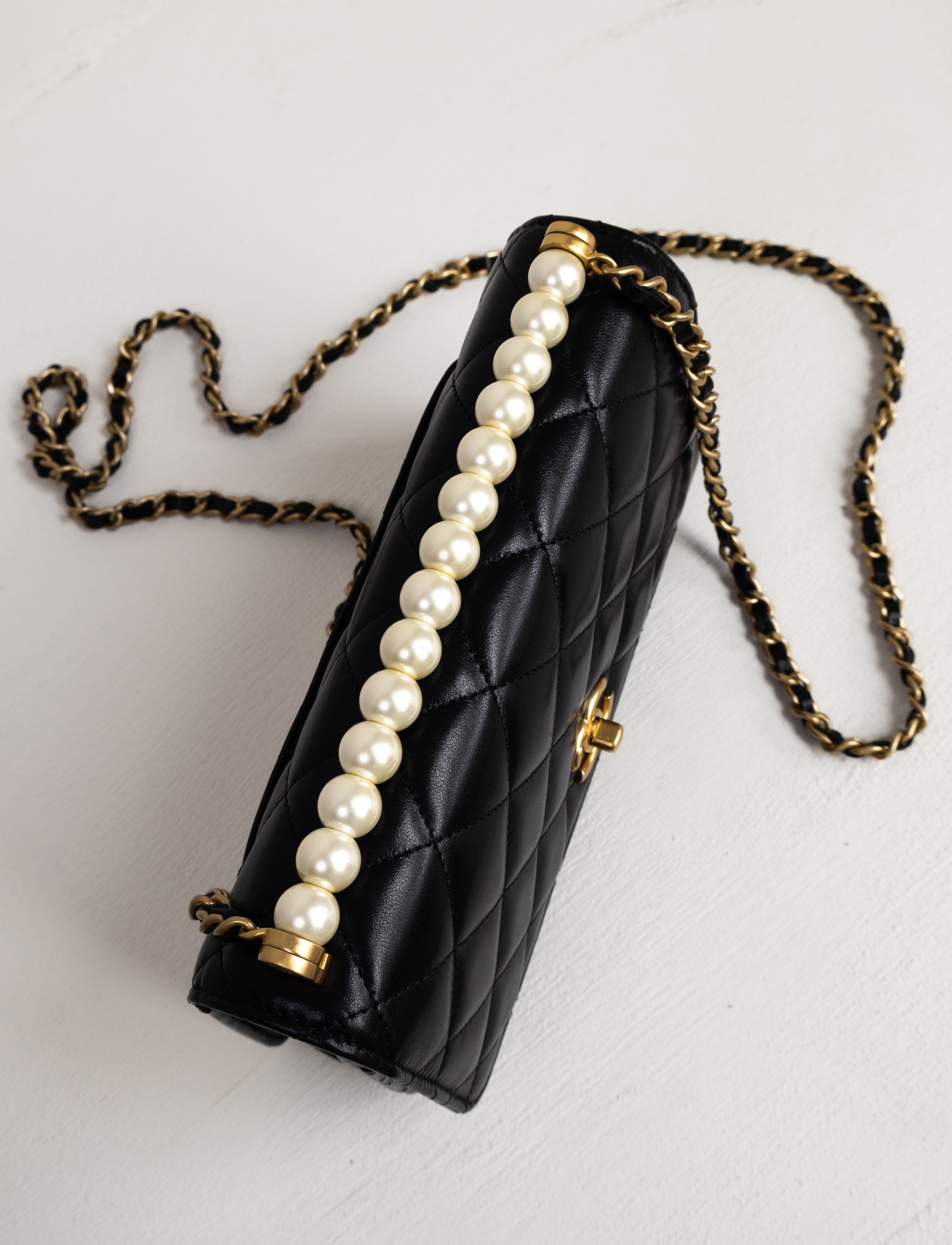 Chanel wallet on chain SS 25P pearls tophandle